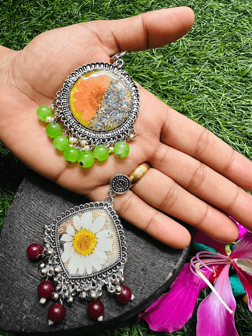 Resin Ear Ring jewellery made by Best Resin Artist Shilpa Amit Shrivastava